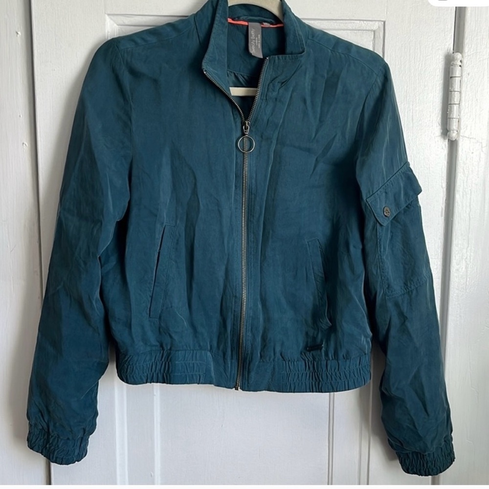 Sweaty Betty Blue Zip-Up Cargo Jacket Silky Pockets Small